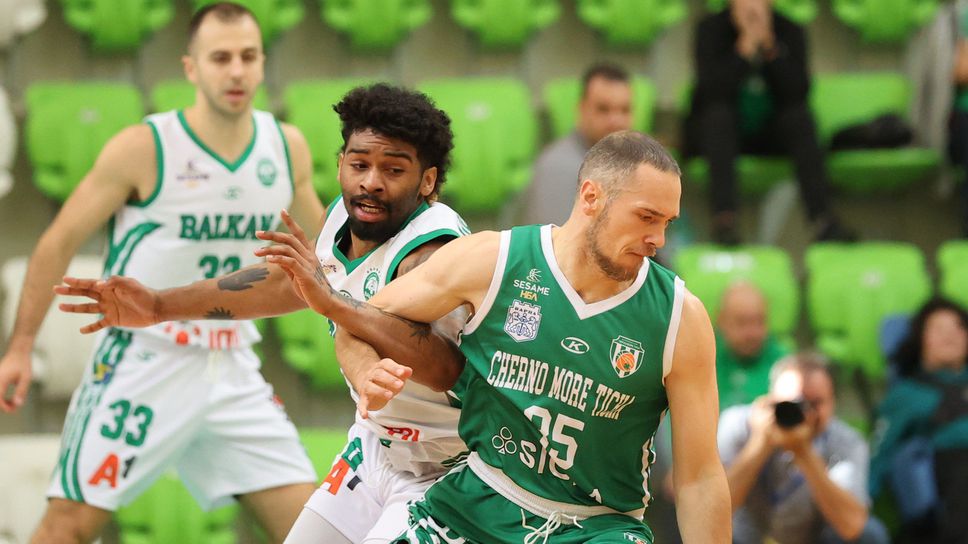 Черно море Тича помете Балкан с канонада от тройки във Варна