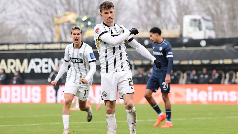 Българският национал Лукас Петков се разписа за своя Елверсберг при