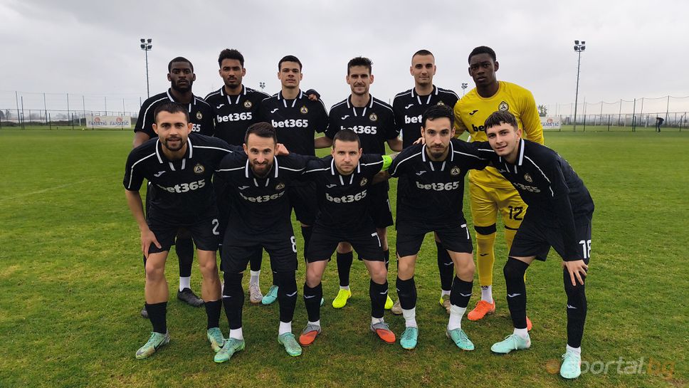 Славия допусна първа загуба в контролите