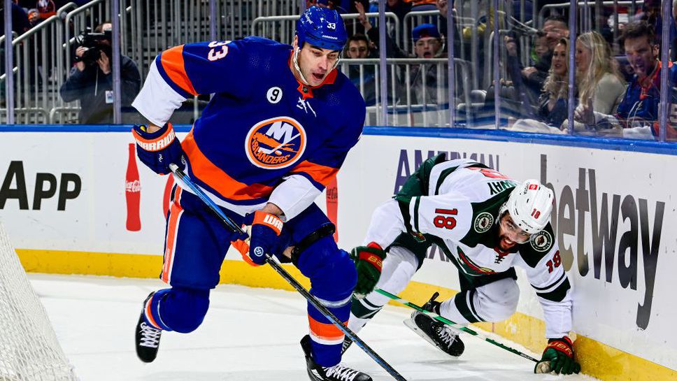 Здено Хара стана защитникът с най-много мачове в НХЛ 