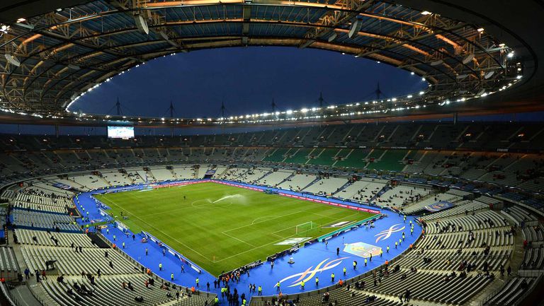  УЕФА лиши от Русия семейството на финала в ШЛ, към този момент дефинира нов стадион 