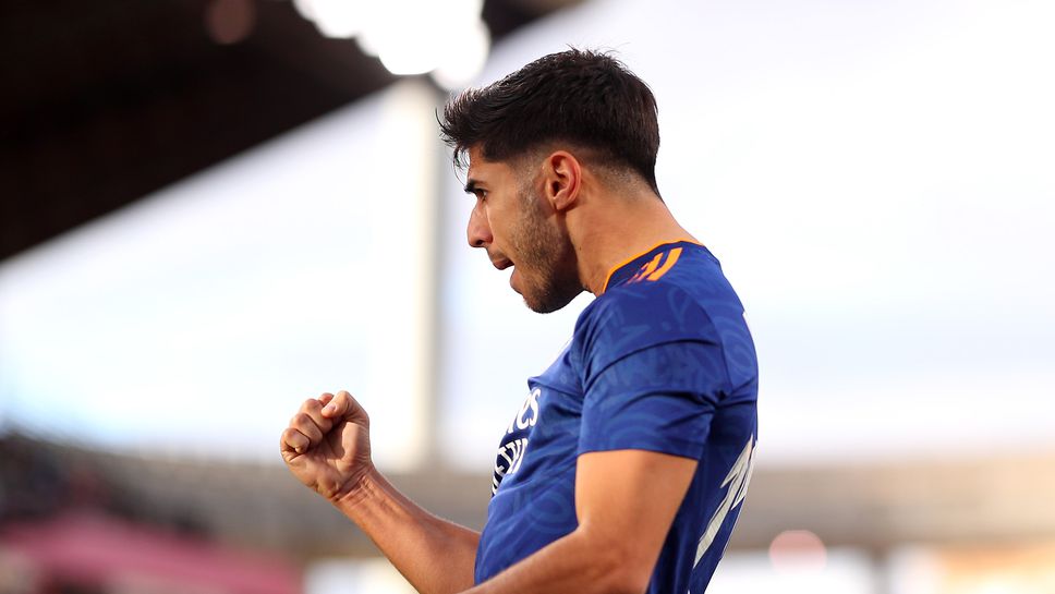 Реал предложи нов договор на Асенсио, но от Англия му дават повече, твърди един от агентите му