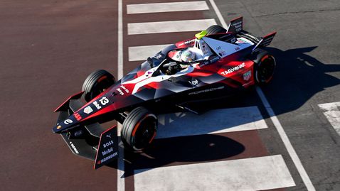  Да Коща с превъзходна победа при дебюта на Формула Е в Южна Африка 