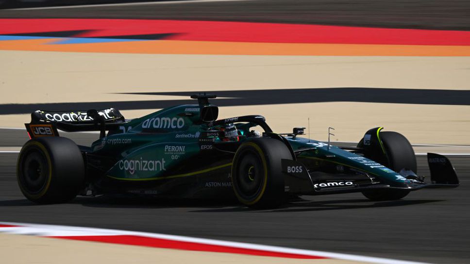 Астън Мартин ли ще бъде лидерът в средата на колоната?