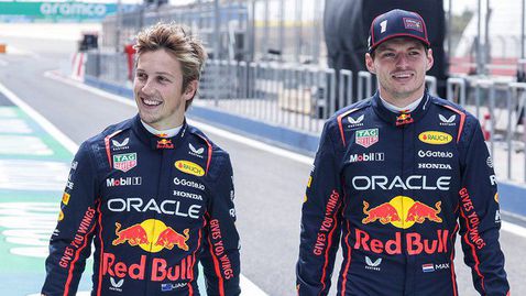  Пълен безпорядък в Ред Бул, Макс желае Лоусън да остане 