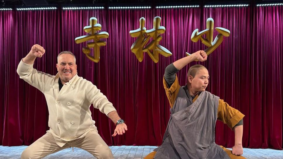 Слави Бинев гостува в манастира Шаолин