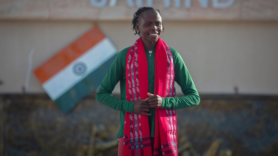 Касайт се изправи след падане, за да триумфира в маратонския си дебют в Дегу