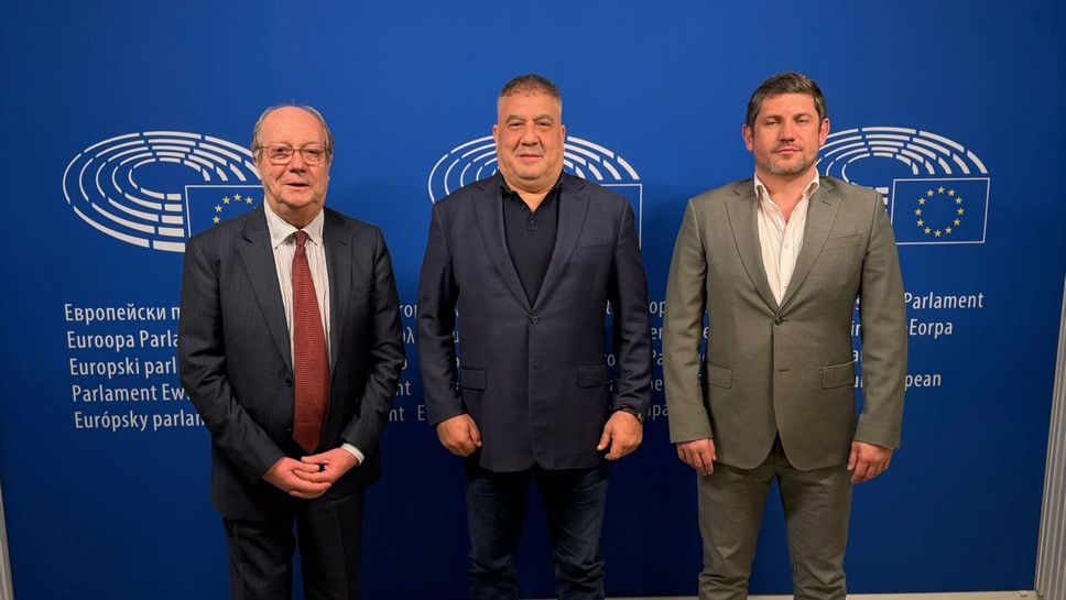 Слави Бинев се срещна с членове на Европейската комисия