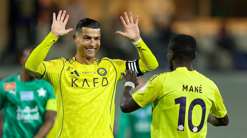 Гол и асистенция на Кристиано Роналдо, съчетани с две попадения на Иниго Мартинес, върнаха Ал-Насър на върха