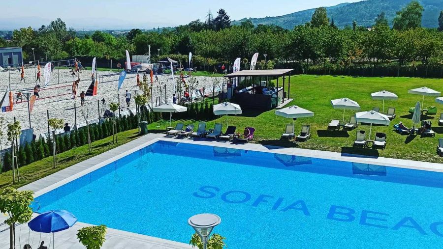 Бразилски треньор учи български двойки на плажен волейбол