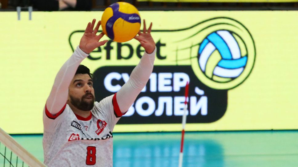 Хебър привлече Александър Туш