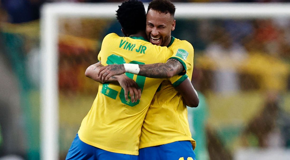 Бразилия срази Чили в голова фиеста и удължи впечатляваща серия