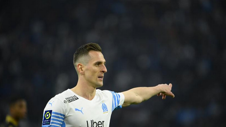 Полският нападател на Марсилия Аркадиуш Милик ще отсъства от терените