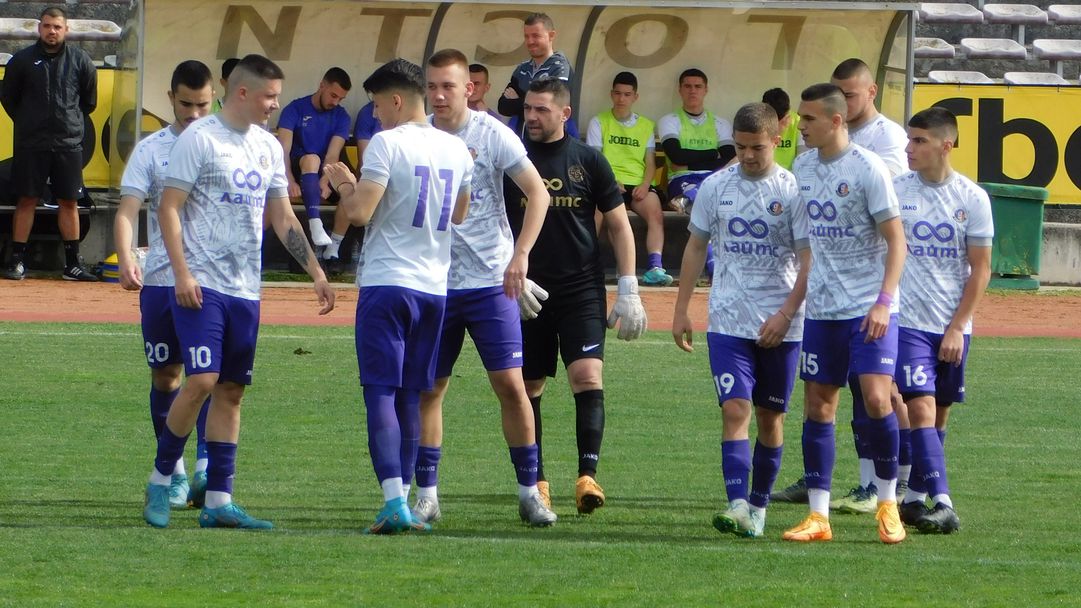 Дубълът на Етър разби Дреновец