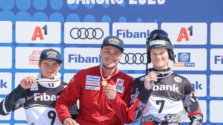 Нов триумф на сноубордистите в Банско