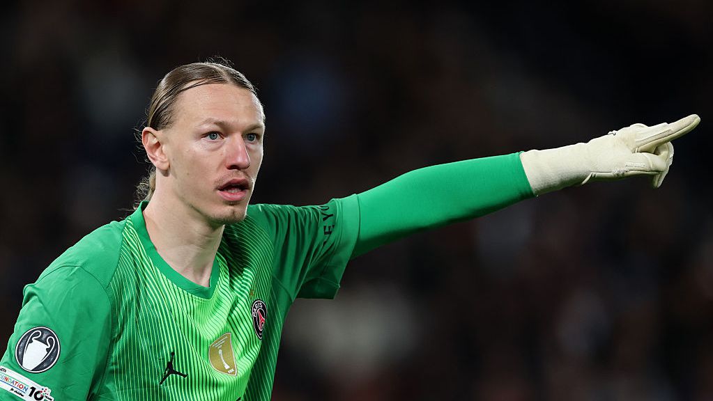 Вратар на ПСЖ от Русия: Нямаше телефонна връзка, но не беше и необходимо