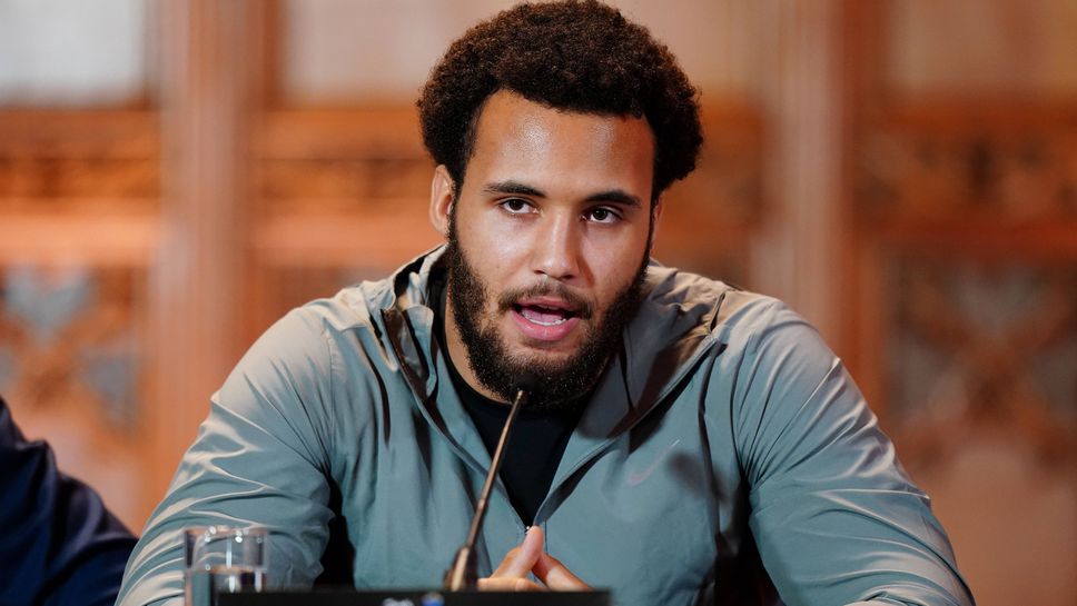 Може ли Моузес Итаума да остане същият в "боксовата джунгла"