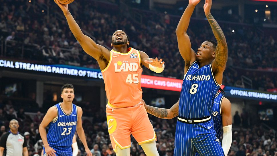 Мичъл поведе Кавалиърс към плейофите с победа над Меджик