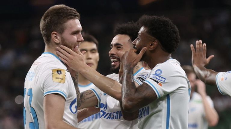  Зенит направи голяма крачка към следващата си купа 