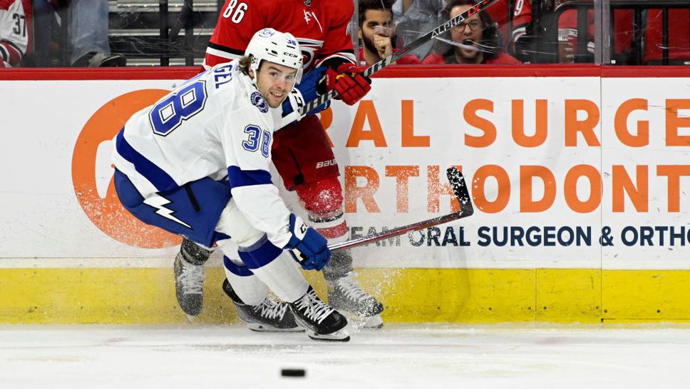 Каролина изравни клубен рекорд в НХЛ