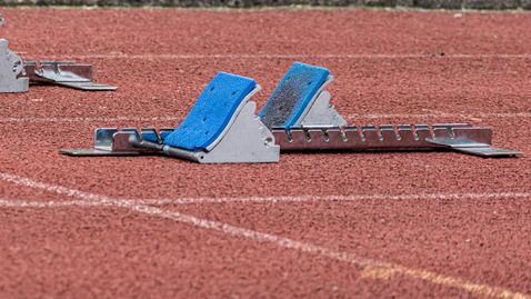  Треньорът и уредник на събития Крис Барнс е изключен доживотно от леката атлетика 