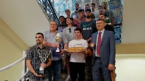 Баскетболистите на Академик Пд си показаха медалите 🥉