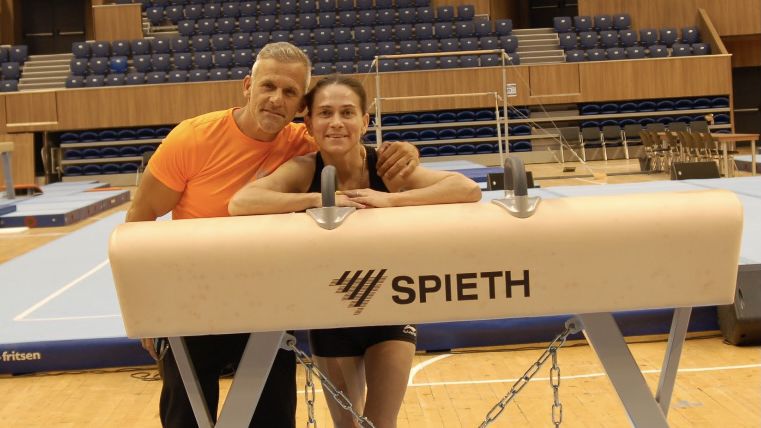 Феноменалната Оксана Чусовитина с първа тренировка във Варна