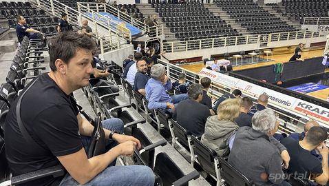  Българска поддръжка за Везенков на трибуните в 