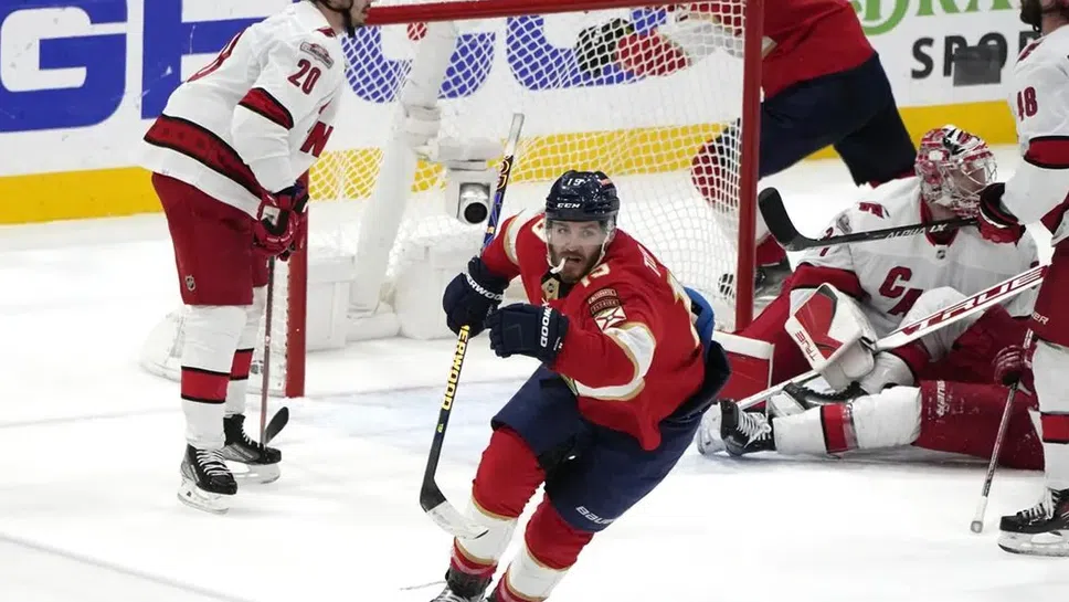 Невероятен Ткачук изстреля Флорида в битката за Купа "Стенли"