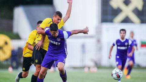  Официално: Етър се завърна в efbet Лига 