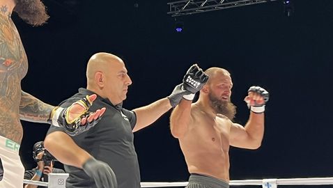 Бърз нокаут за Спартанеца на MAX FIGHT 58