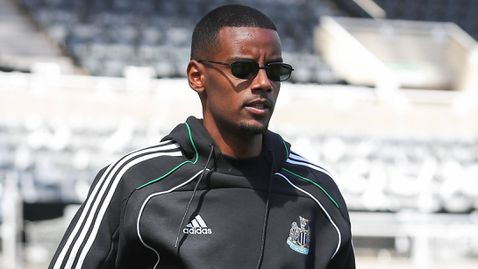 Карагър: Исак би бил перфектен за Ливърпул, но 150 милиона са за играч от ранга на Мбапе