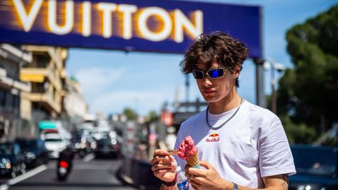  Никола Цолов: Българските флагове по трибуните ме стимулират 