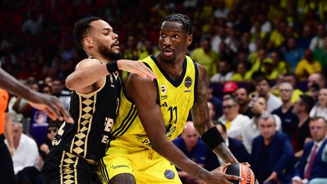  Фенербахче ликува, сълзи за Монако 