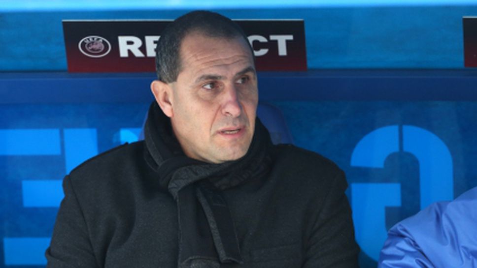 Изгонен от Черноморец подписа във Франция