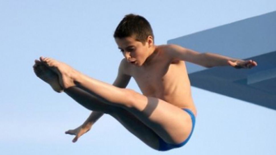 Боян Савов покри норматив за европейското