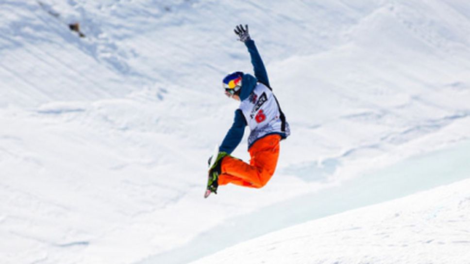 Още една сноубордистка се преби в Сочи