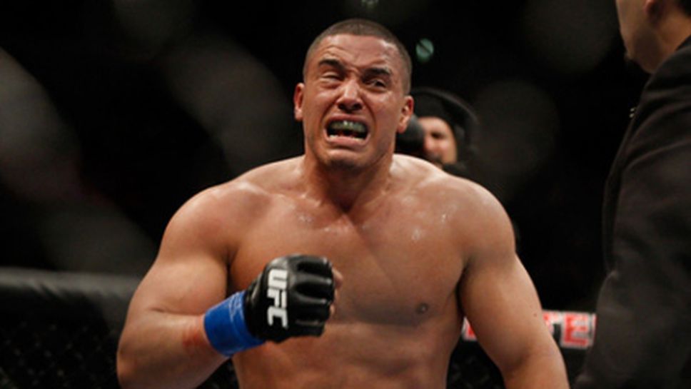 Пат Бари подписа с „Глори”