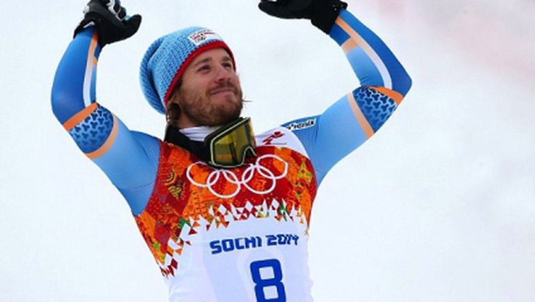 Алпиец изиска специално №8 в чест на Стивън Джерард и спечели медал
