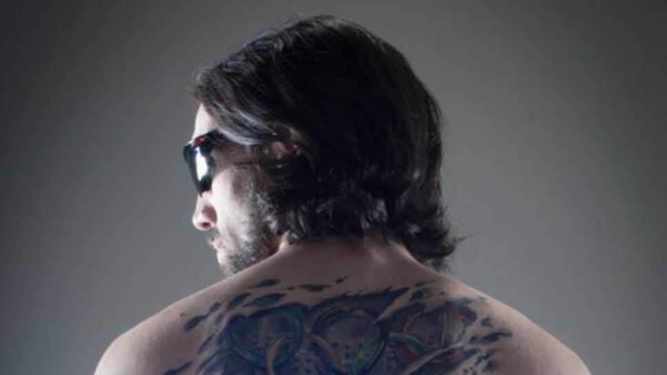 Татуировка с олимпийските кръгове донесе късмет на канадец