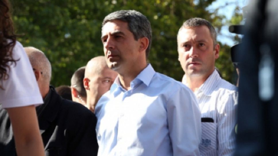 Президентът награди изявени дейци в спорта