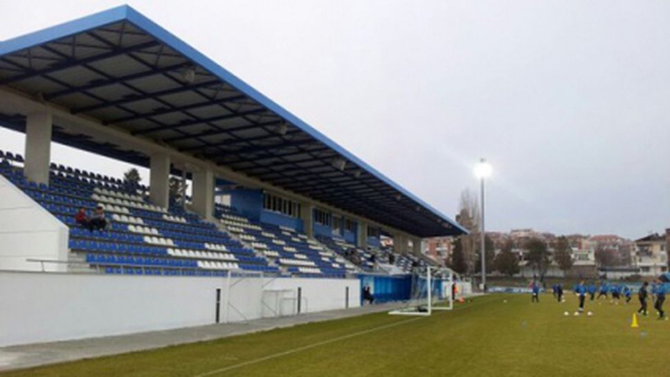 Созопол вкара четири на Ботев Гълъбово