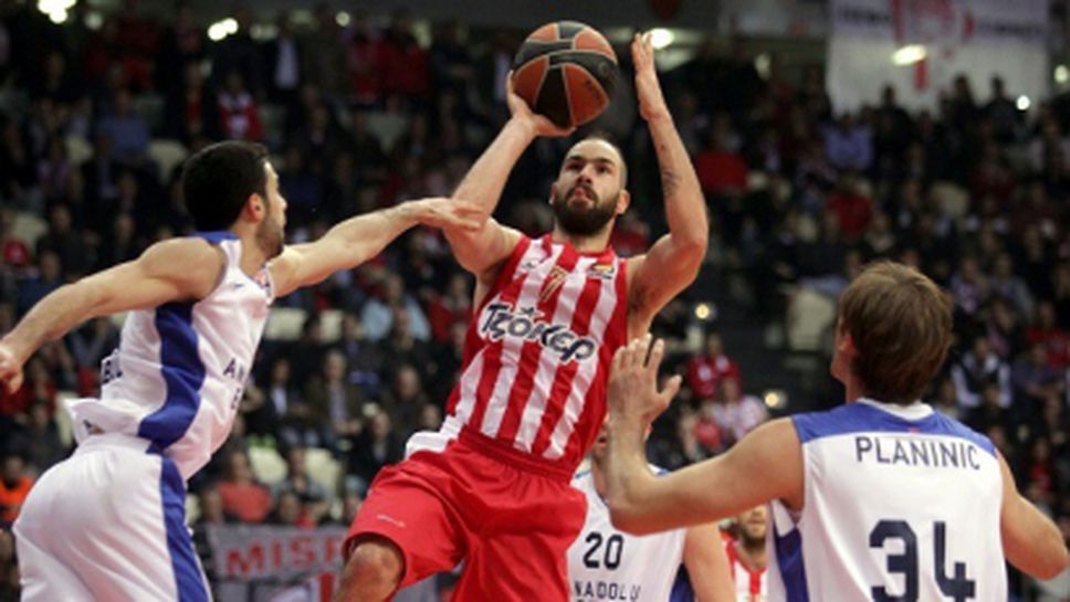 Олимпиакос записа трета поредна победа в Евролигата