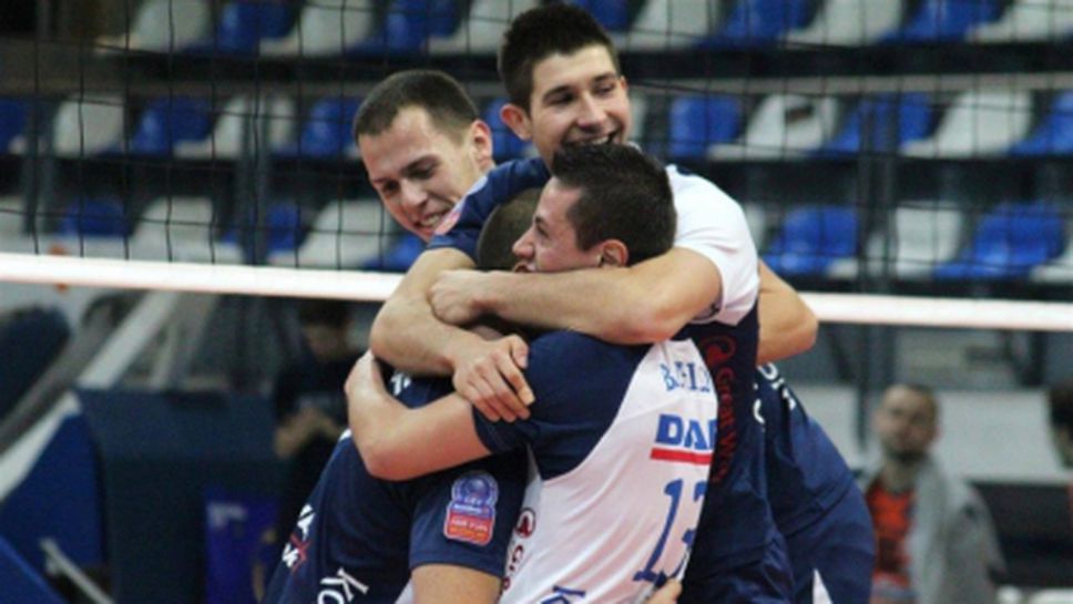 Трима „дупничани“ излизат срещу Марек