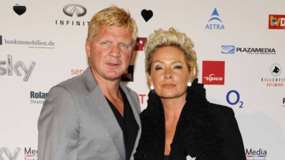 Ефенберг се раздели с жена си