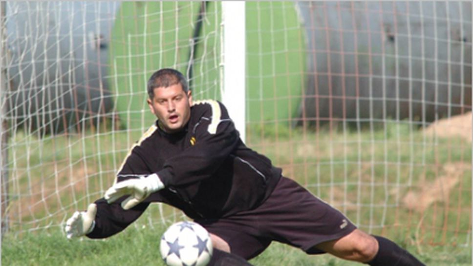 Легендата Лилчо Арсов се хвана строител в Лондон