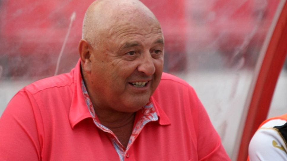 Венци Стефанов: И Левски има два крака, и ние имаме два крака - важното е кой има гащи