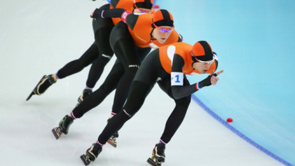 Холандия с олимпийски рекорд в отборното преследване