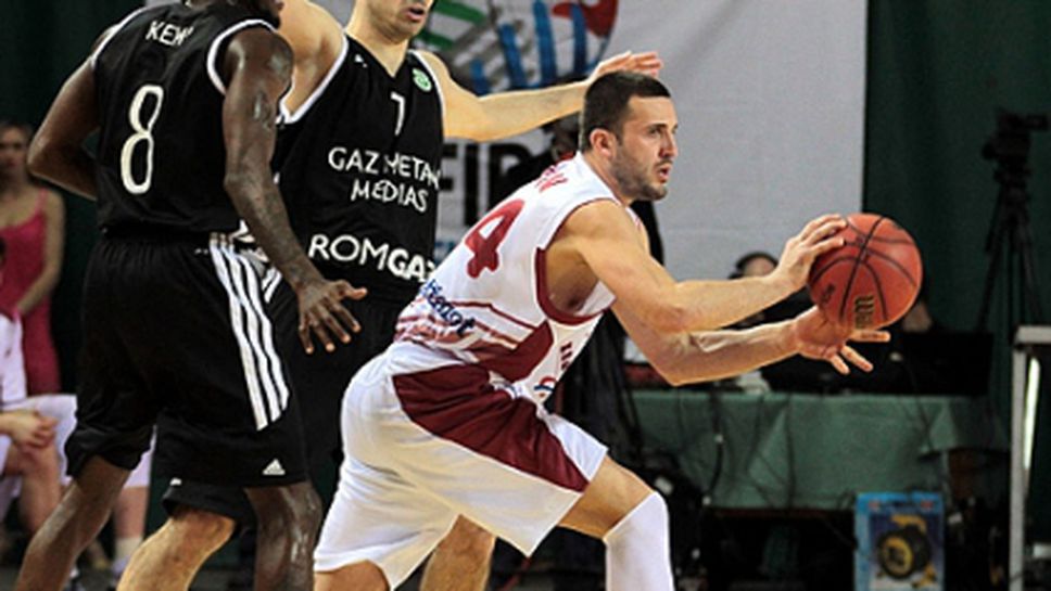 Виденов остава в Русия до края на сезона