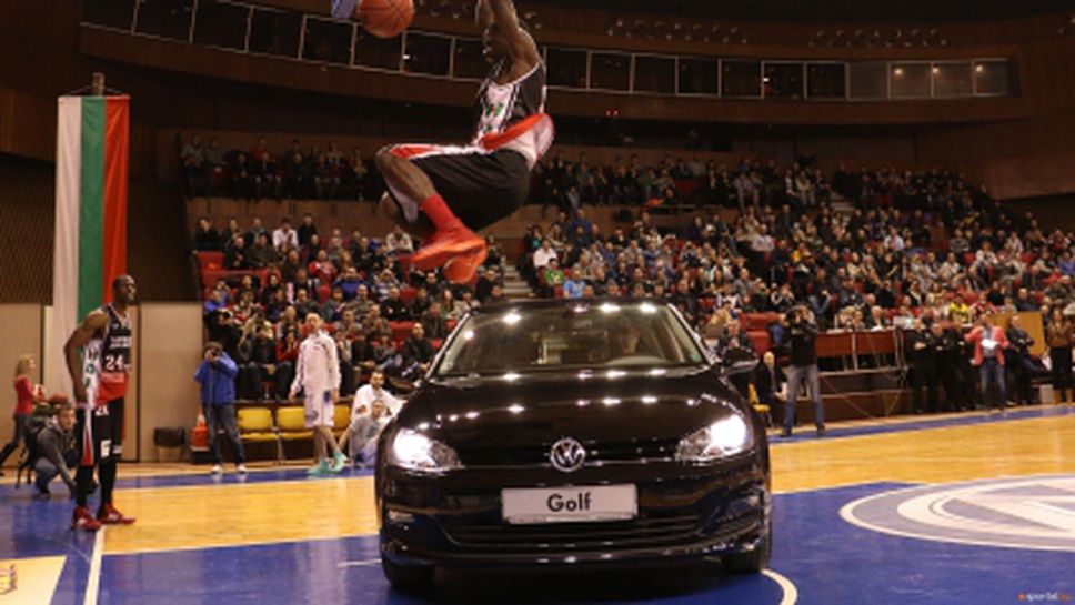 Върнън Тейлър уби конкуренцията и е забивач №1